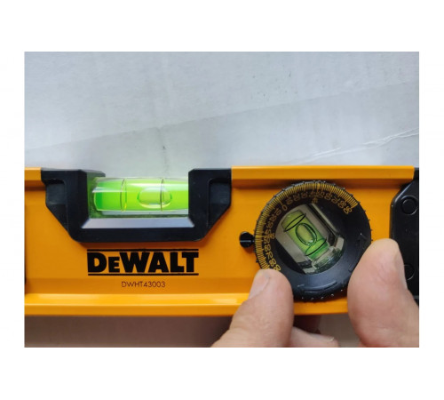 Уровень DEWALT ТОРПЕДО 25см DWHT0-43003