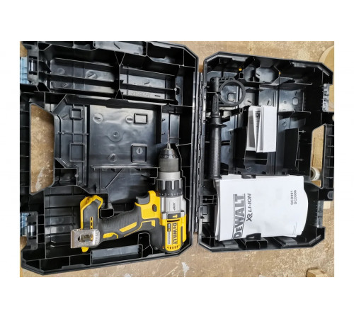 Ударная дрель-шуруповерт DEWALT DCD996NT