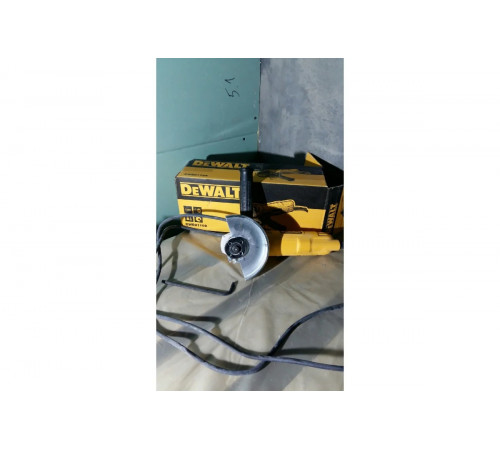 Угловая шлифмашина DEWALT DWE8110S