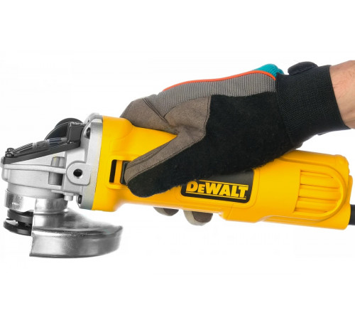 Угловая шлифмашина DEWALT DWE8110S