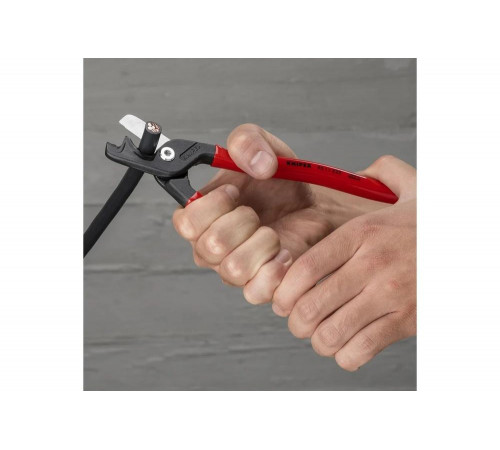 Кабелерез Knipex StepCut XL ступенчатый рез, Ø 23 мм, длина 225 мм, фосфатированный, обливные ручки KN-9511225 Кабелерез Knipex StepCut XL ступенчатый рез, Ø 23 мм, длина 225 мм, фосфатированный, обливные ручки KN-9511225