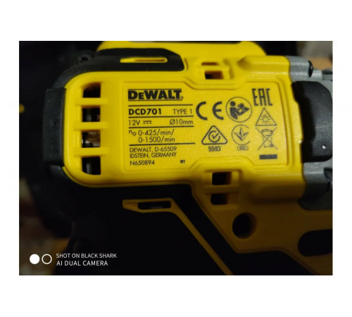 Компактная дрель-шуруповерт DEWALT 12 В XR DCD701D2-QW