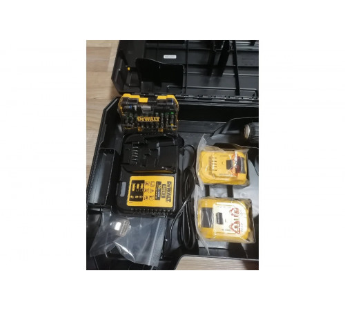 Компактная дрель-шуруповерт DEWALT 12 В XR DCD701D2-QW