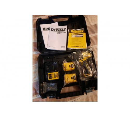 Компактная дрель-шуруповерт DEWALT 12 В XR DCD701D2-QW