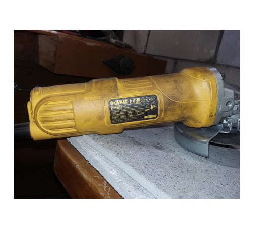 Болгарка (УШМ) DEWALT DWE 4051