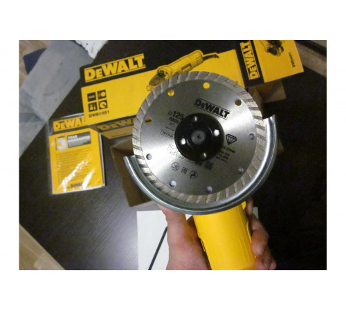 Болгарка (УШМ) DEWALT DWE 4051