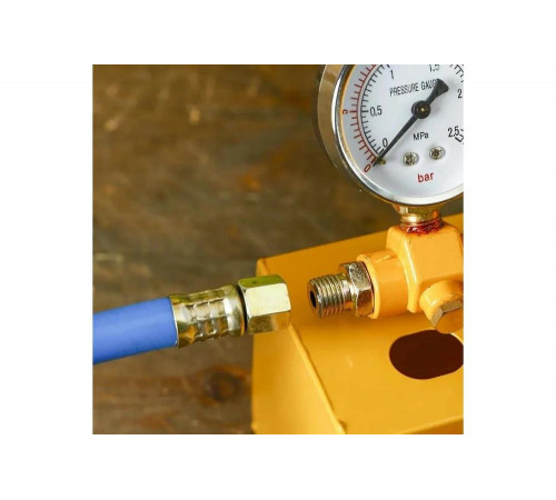 Ручной опрессовщик DEKO HTP02 (5 л., 0-30 атм., 3 кг) 068-1312 Ручной опрессовщик DEKO HTP02 (5 л., 0-30 атм., 3 кг) 068-1312