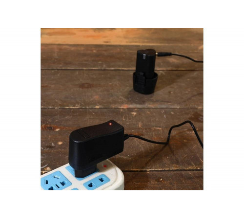 Зарядное устройство DEKO DC12V, 12В, Li-ion 065-1022 Зарядное устройство DEKO DC12V, 12В, Li-ion 065-1022