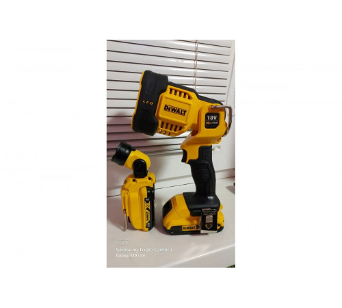 Аккумуляторный фонарь DEWALT DCL 510 N