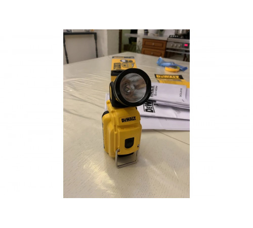 Аккумуляторный фонарь DEWALT DCL 510 N
