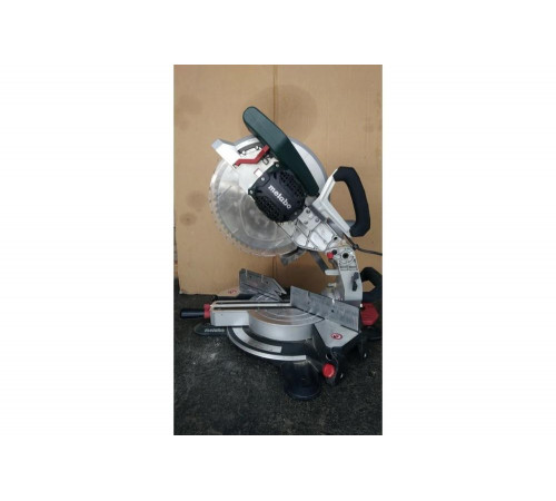 Торцовочная пила Metabo KS 305 M 619003000