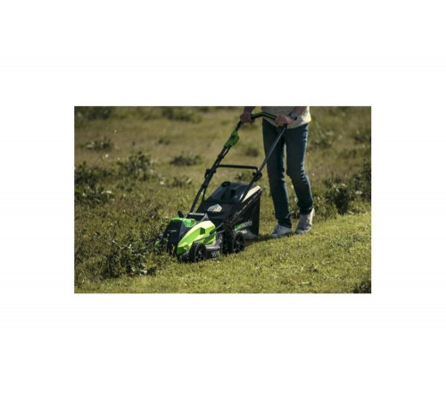 Аккумуляторная газонокосилка Greenworks GD40LM45K6, 40V, 45 см, бесщеточная, c 1хАКБ 6 А.ч и ЗУ 2500407UF Аккумуляторная газонокосилка Greenworks GD40LM45K6, 40V, 45 см, бесщеточная, c 1хАКБ 6 А.ч и ЗУ 2500407UF