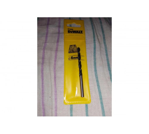 Спиральное сверло по дереву, 6х100 мм DEWALT DT4506