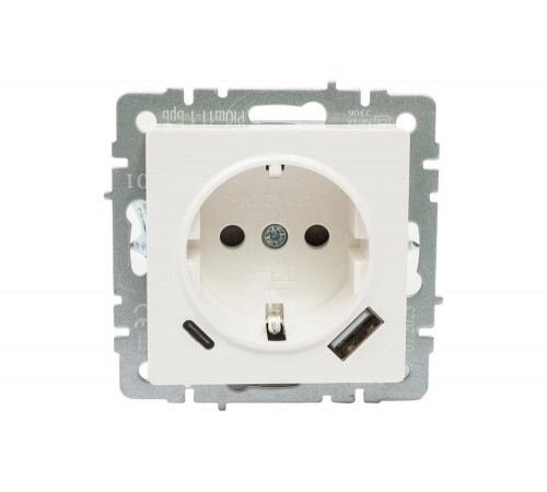 1-местная розетка IEK Brite с заземлением с защитными шторками 16а с usb a+c 18вт рюш11-1-брб белый BR-R14-16-U22-018-K01