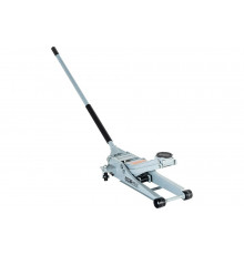 Низкопрофильный гидравлический подкатной домкрат KraftWell KRWFJ3L (г/п 3000 кг)