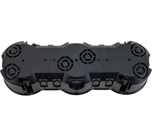 Трехместная установочная коробка для твердых стен IEK КМ40009