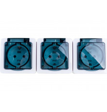 3-местная розетка IEK ГЕРМЕС PLUS РСб23-3-ГПБдс заземляющим контактом, открытой установки, IP54, дымчатый ERMP32-K03-16-54-EC