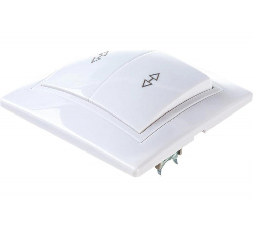 Проходной выключатель IEK КВАРТА