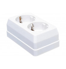 Наружная розетка х2 IEK ОКТАВА с заземлением, белая ERO21-K01-16-DC