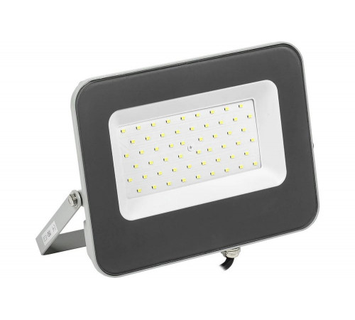 Прожектор IEK СДО 07-50: яркий светодиодный источник освещения