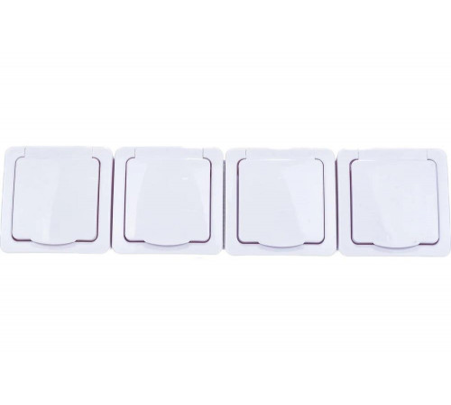 Четырехместная розетка IEK ГЕРМЕС PLUS РСб24-3-ГПБб