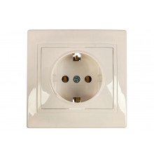 Розетка х1 IEK КВАРТА с заземлением, в сборе, без шторки, белая ERK14-K01-16-DM
