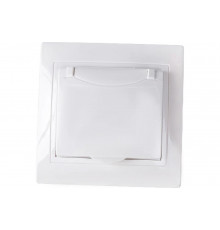 1местная розетка IEK РСбш10-3-КБ c заземляющим контактом, с защитной шторкой, с крышкой, 16А, Кварта, белый ERK12-K01-16-DM